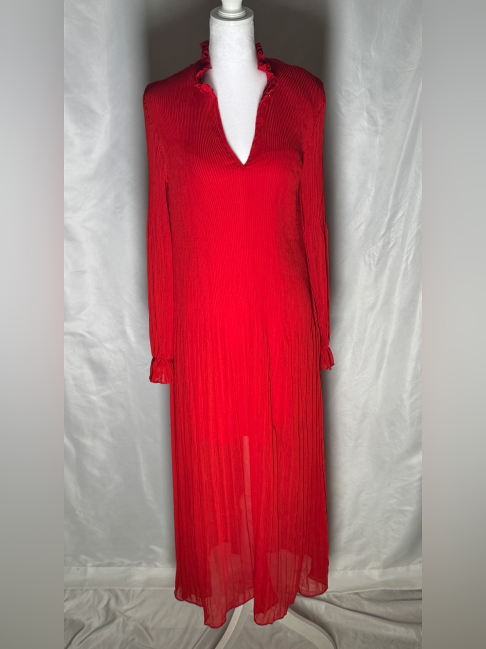 H&M Red Pleated Chiffon Midi Dress Ruffle Neck Long Sleeve Size 4